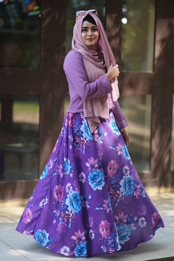 Skirt and Top Two Piece Set - Image 5